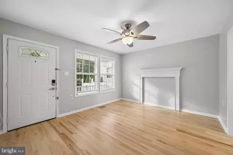 Living - 311 E 4th Ave, Ranson, WV 25438 photo 1 of 10