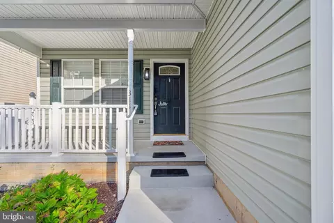 Exterior - 311 E 4th Ave, Ranson, WV 25438 photo 12 of 12