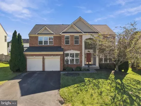 70 Killian Ln, Charles Town, WV 25414