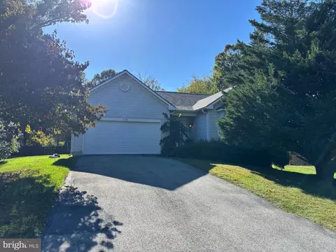 111 General Pender Ct, Harpers Ferry, WV 25425