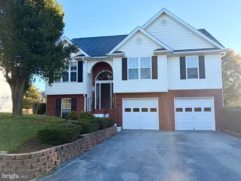 334 Posting Way, Charles Town, WV 25414