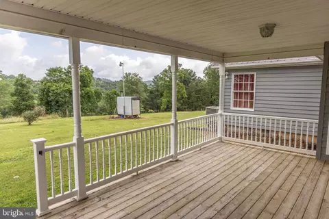 Exterior - 2046 Simms Hill Rd, Lindside, WV 24951 photo 9 of 16