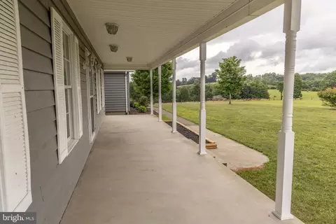 Exterior - 2046 Simms Hill Rd, Lindside, WV 24951 photo 14 of 16