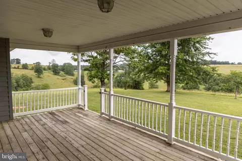 Exterior - 2046 Simms Hill Rd, Lindside, WV 24951 photo 10 of 16
