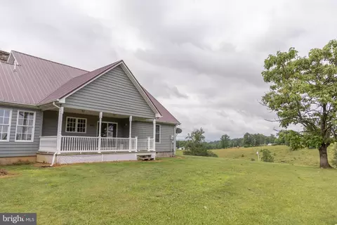 Exterior - 2046 Simms Hill Rd, Lindside, WV 24951 photo 8 of 16