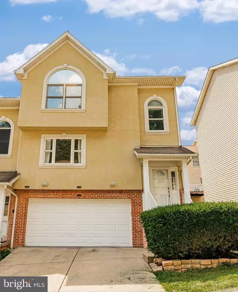 106 Cadet Ct, Morgantown, WV 26508