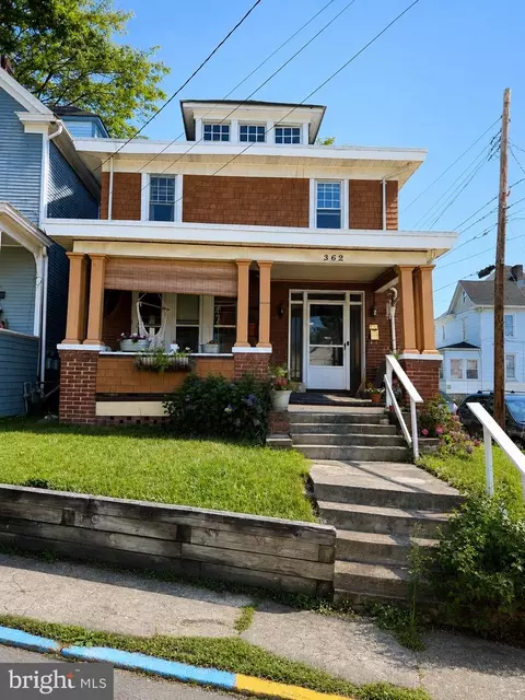 362 Overdale St, Morgantown, WV 26501