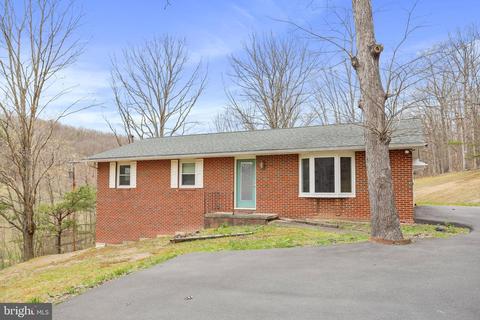 36 Ash Farm Rd, Ridgeley, WV 26753