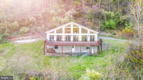 321 High Knob Ln, Keyser, WV 26726