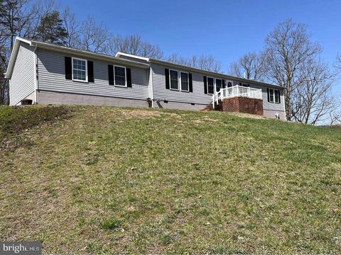 516 W Evergreen Dr, Fort Ashby, WV 26719