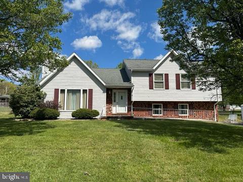 80 White Willow Ct, Keyser, WV 26726