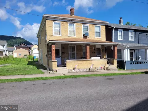 28 Spring St, Keyser, WV 26726