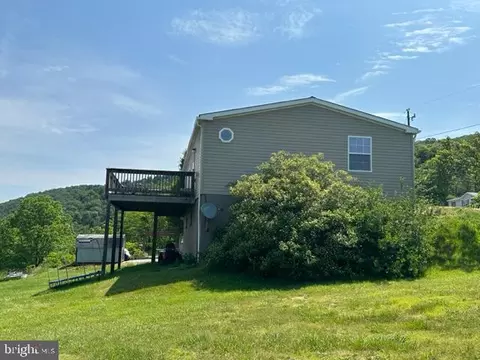 151 Pendleton St, Keyser, WV 26726 photo 4