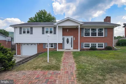1425 Funderburg St, Keyser, WV 26726