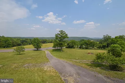 7133 Northwestern Tpke, New Creek, WV 26743