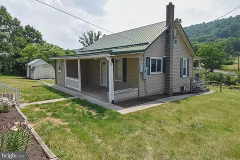 52 Kingbaum St, Wiley Ford, WV 26767