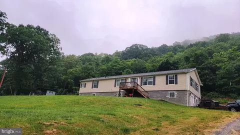 1730 Waxler Rd, Keyser, WV 26726