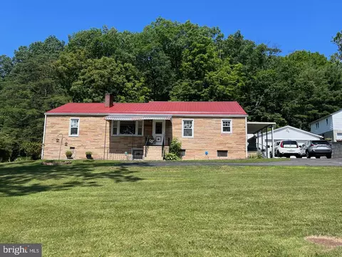 5046 Frankfort Hwy, Ridgeley, WV 26753