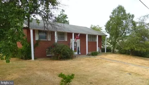 1460 Ludwick St, Keyser, WV 26726