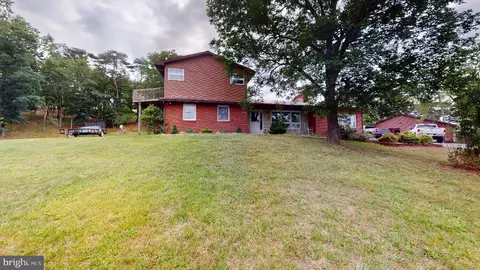 3142 Georges Run Rd, Ridgeley, WV 26753