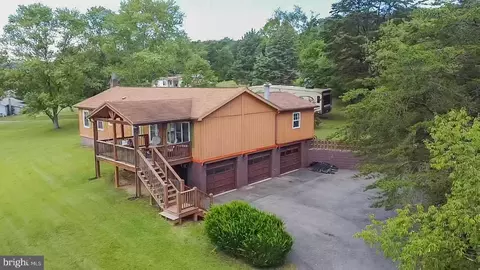 15 Fountainhead Dr, Keyser, WV 26726