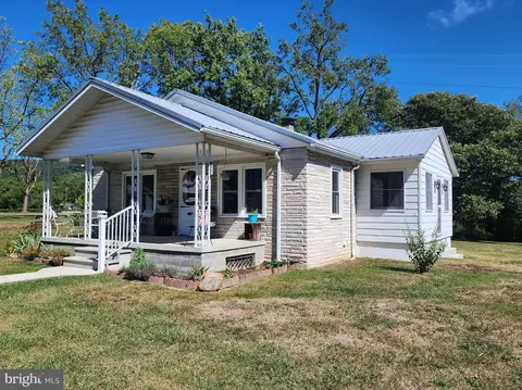 69 N Pennsylvania St, Ridgeley, WV 26753
