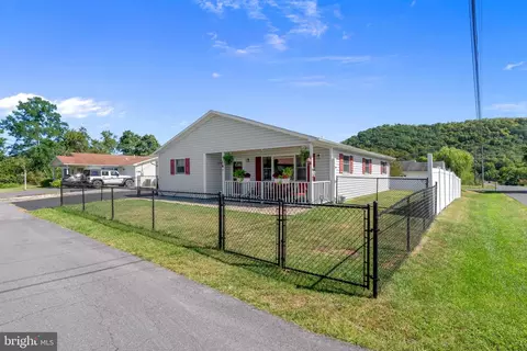 14 Chickadee St, Keyser, WV 26726