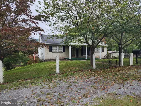 194 S So S Virginia St, Ridgeley, WV 26753