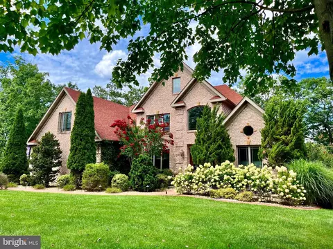 57 Regatta Ct, Ridgeley, WV 26753