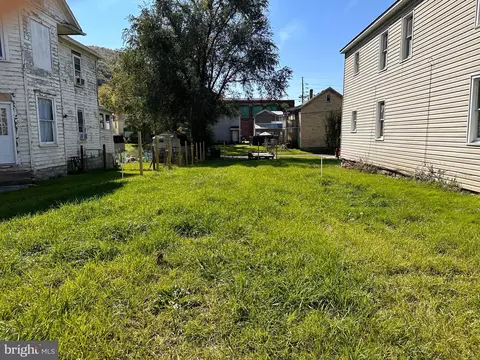170 Argyle St, Keyser, WV 26726 photo 2