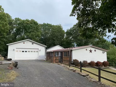 82 Foliage Ln, Keyser, WV 26726