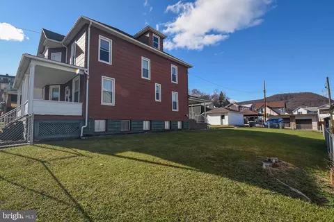 82 Spring St, Keyser, WV 26726 photo 3