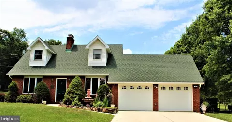 5374 Knobley Rd, Keyser, WV 26726