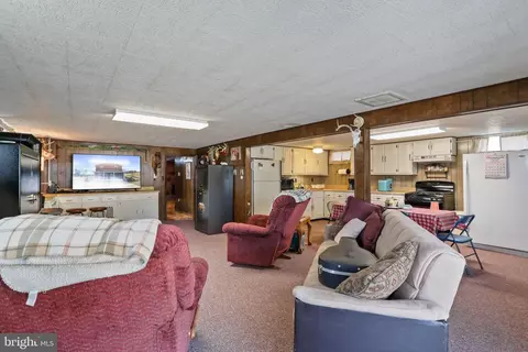 Living - 1271 Rogers Rd, Burlington, WV 26710 photo 4 of 6