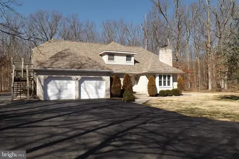120 Arnolds Farm Ln, Keyser, WV 26726