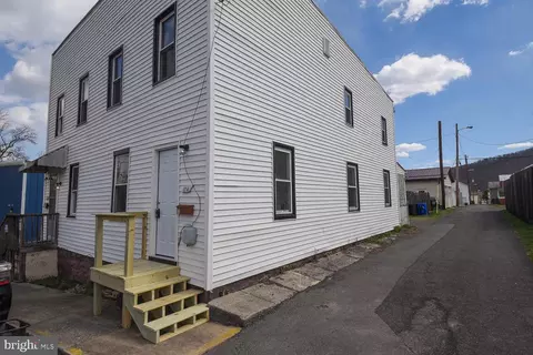 15-17 A St, Keyser, WV 26726