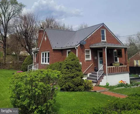 106 N West Virginia St, Ridgeley, WV 26753
