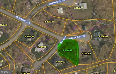 56 Watershed Dr, Ridgeley, WV 26753