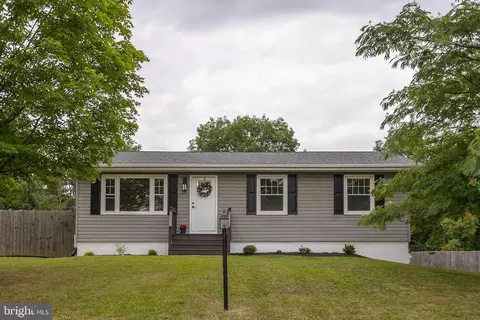 742 Fountainhead Dr, Keyser, WV 26726