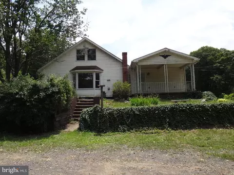 90 Oakman Ln, Ridgeley, WV 26753