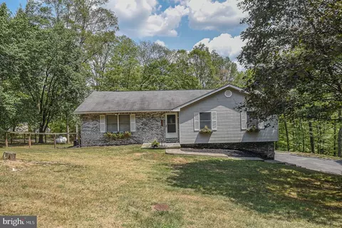 226 Pleasing Dr, Ridgeley, WV 26753