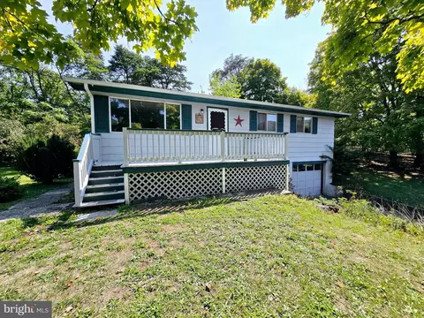 76 Nelson Dr, Ridgeley, WV 26753