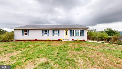 346 W Evergreen Dr, Fort Ashby, WV 26719