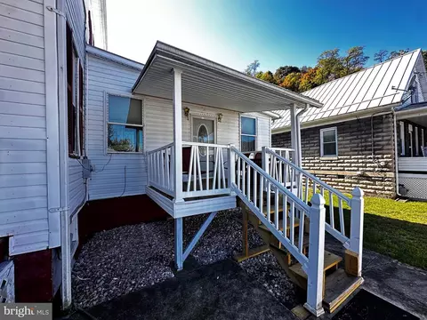 493 Saint Cloud St, Keyser, WV 26726 photo 7