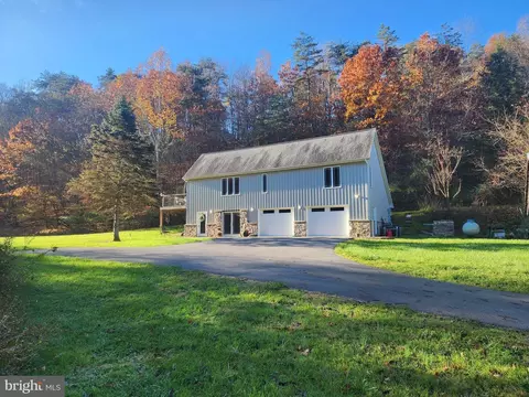280 Friendly Acres Ln, Fort Ashby, WV 26719