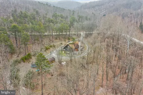 640 Mountain Ridge Ave, Keyser, WV 26726