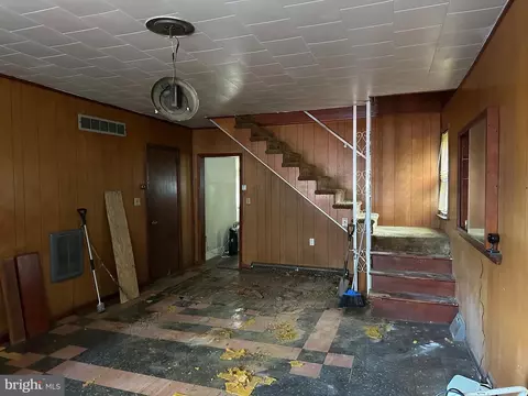 Living - 101 A St, Keyser, WV 26726 photo 2 of 3