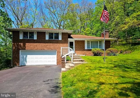 175 Jaime St, Fort Ashby, WV 26719