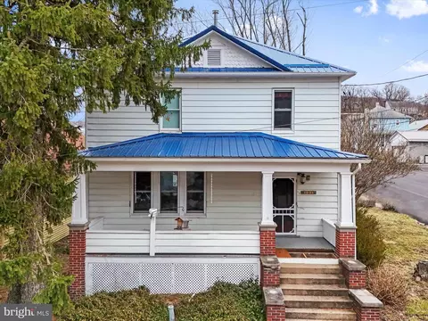 Exterior - 133 S E St, Keyser, WV 26726 photo 6 of 7