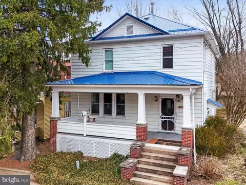 133 S E St, Keyser, WV 26726